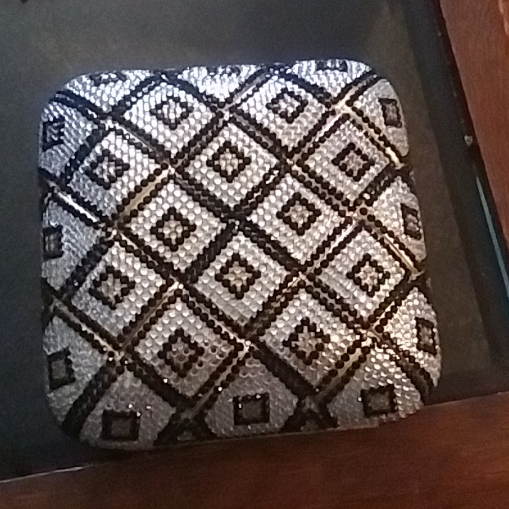 Hand bag